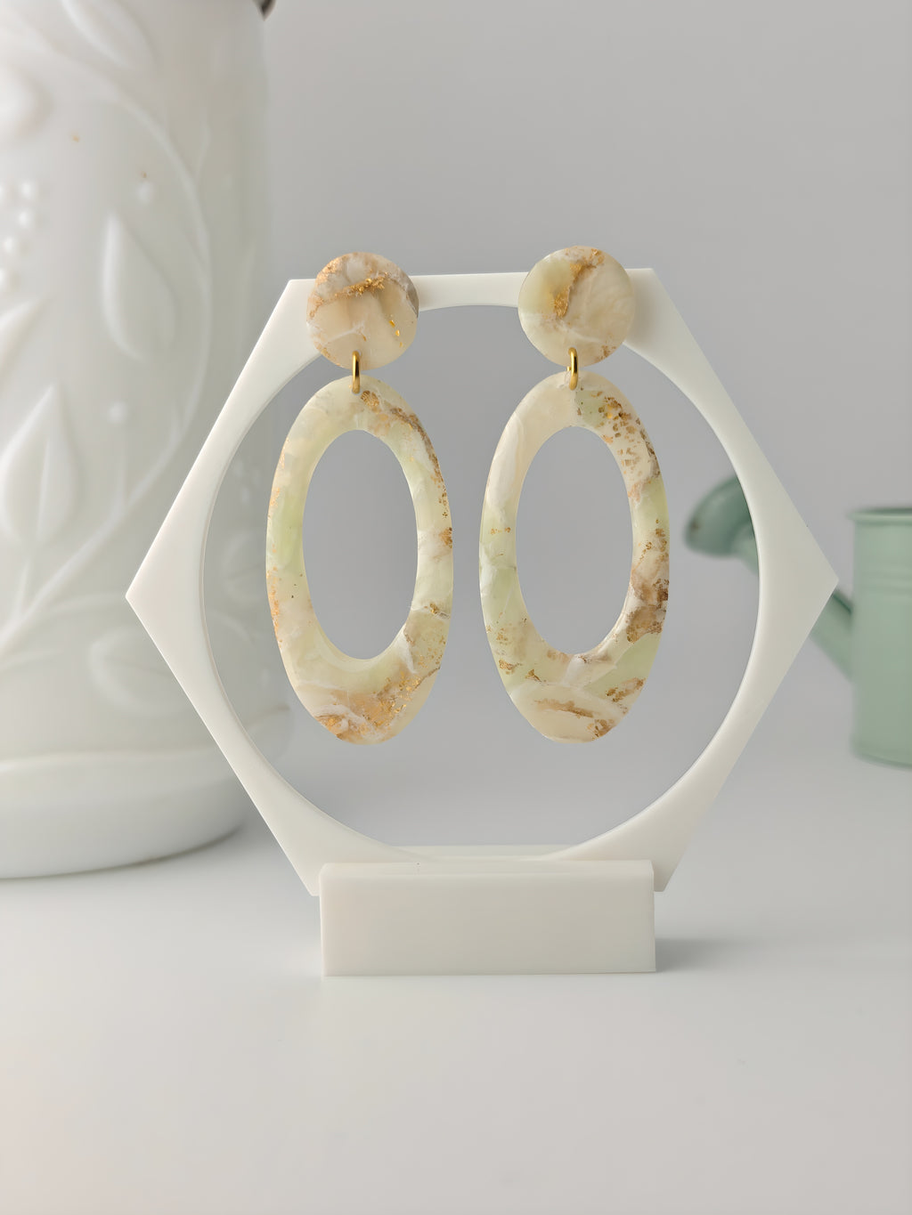 Sixtine beige, boucles d'oreilles polymère — Ora Angers